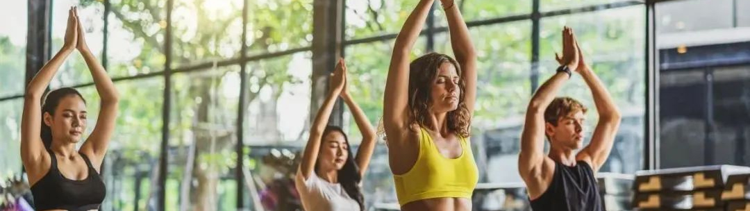 被低价“围剿”的Lululemon